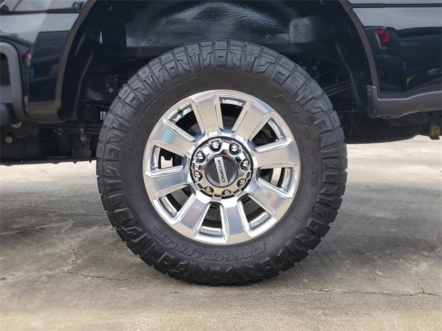 Used 2024 Ford F250 Platinum image 7