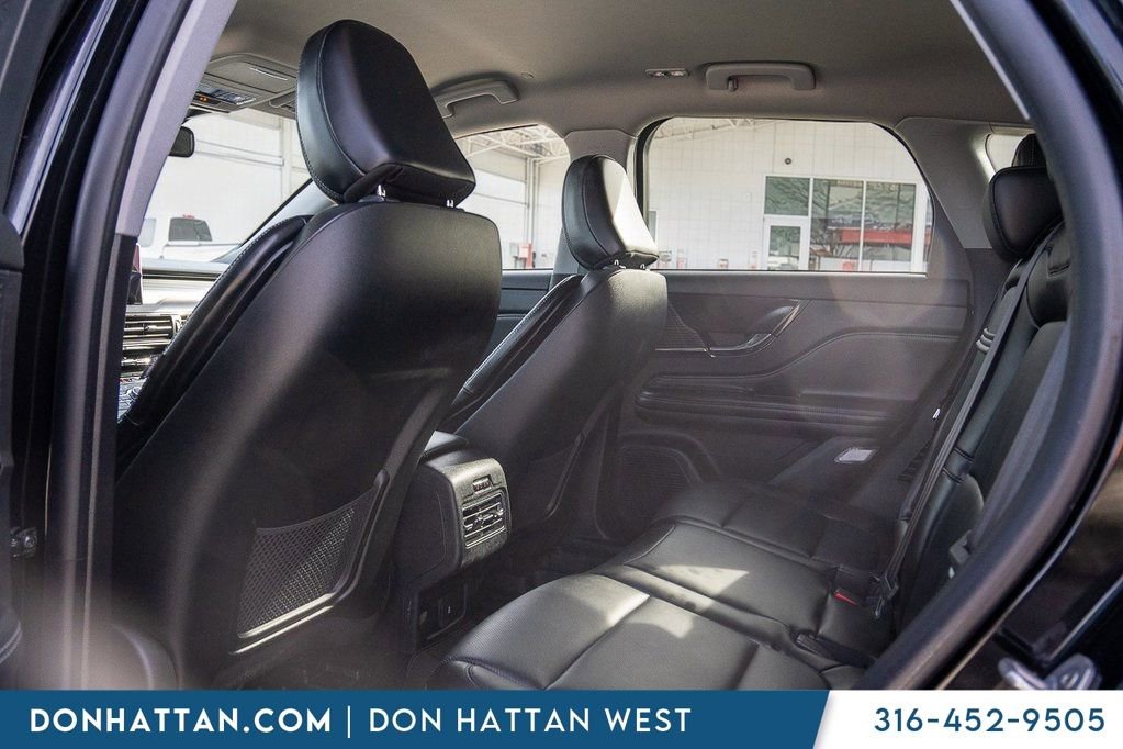 Used 2022 Lincoln Corsair AWD w/ Equipment Group 101A image 18