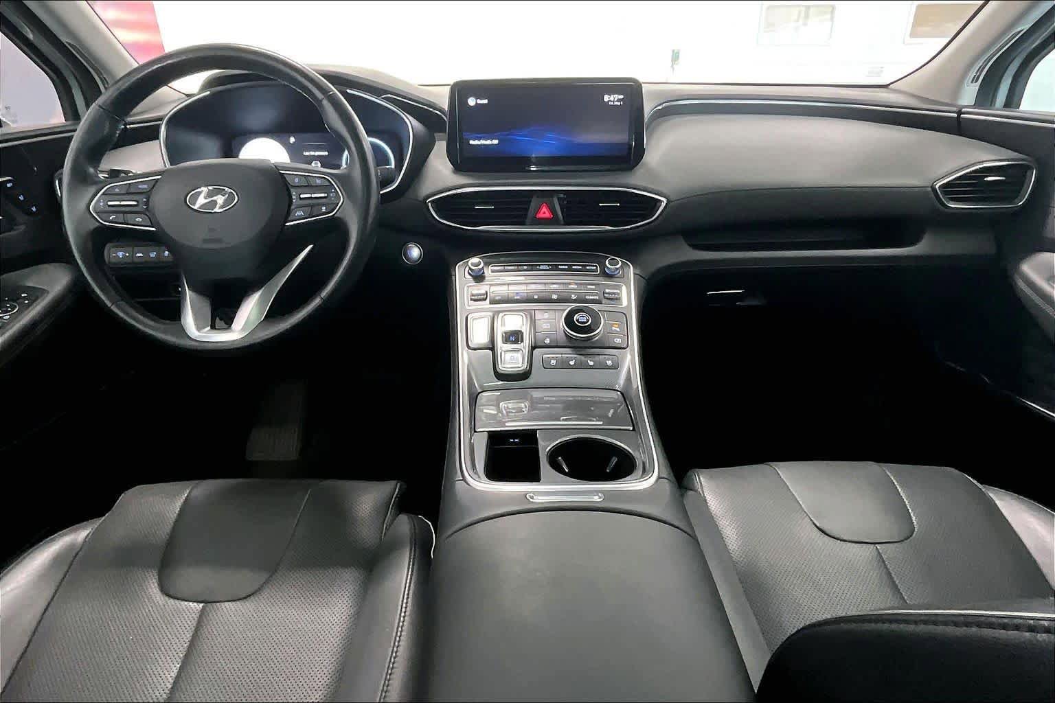 Used 2022 Hyundai Santa Fe Limited FWD image 9