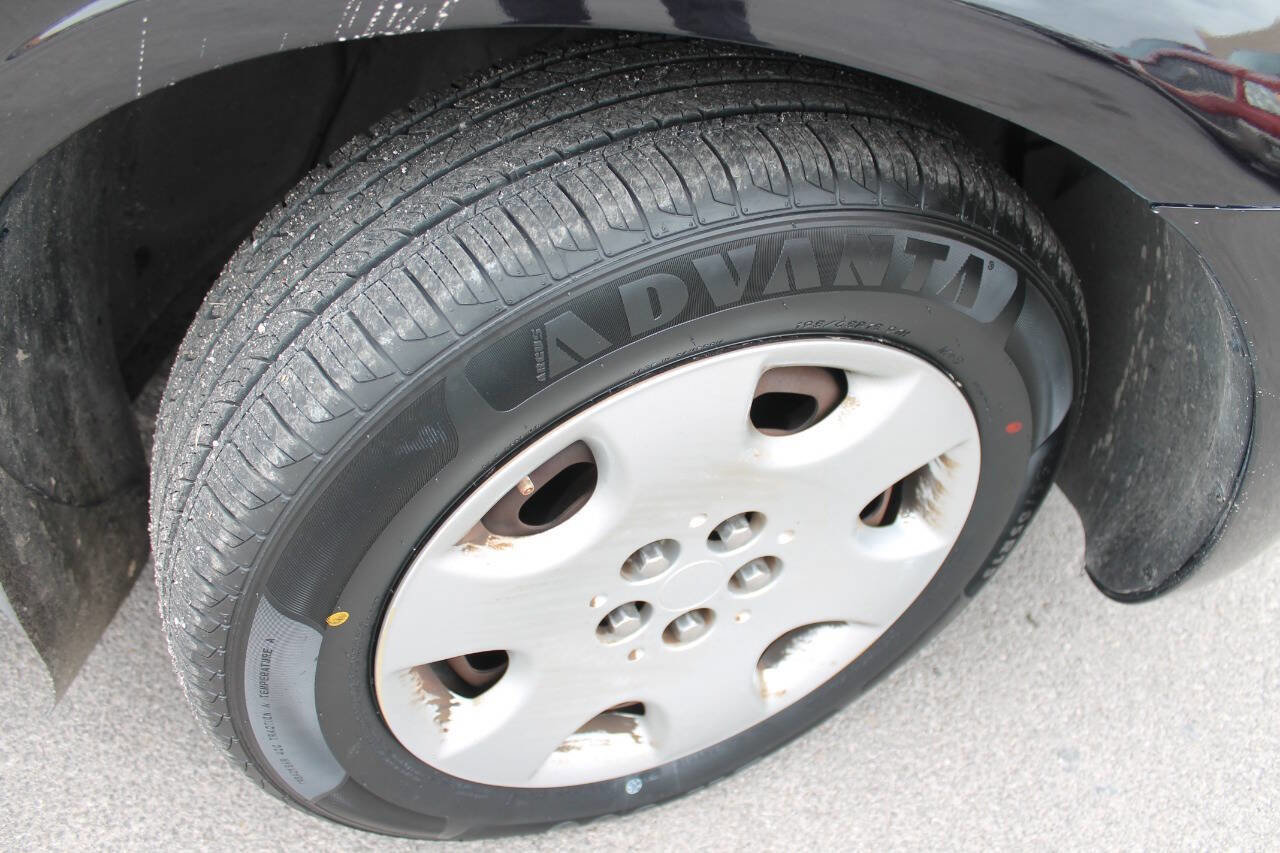 Used 2003 Chrysler PT Cruiser image 17