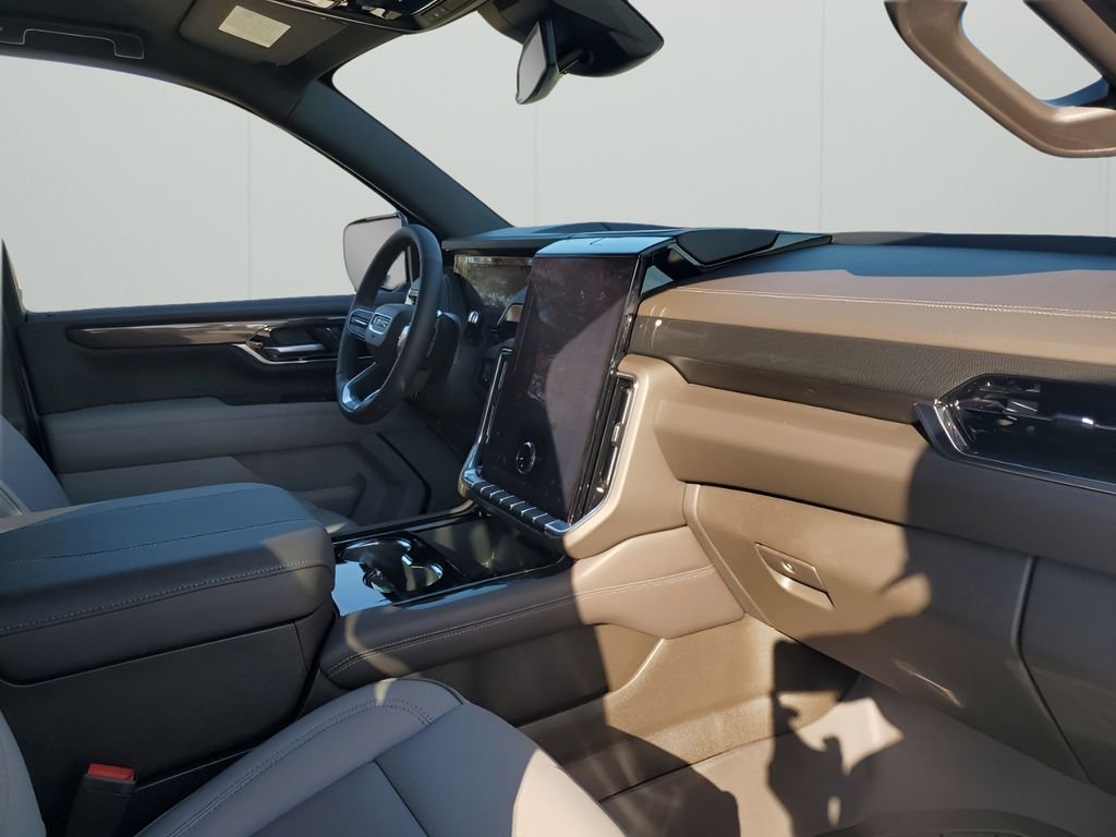 New 2026 GMC Yukon XL Elevation w/ LPO, Floor Liner Package image 14