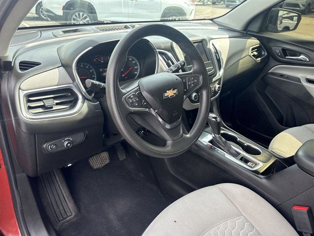 Used 2020 Chevrolet Equinox LS w/ LPO, Floor Liner Package image 10