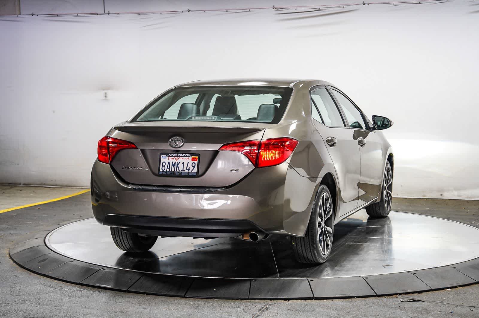 Certified 2018 Toyota Corolla SE FWD image 7