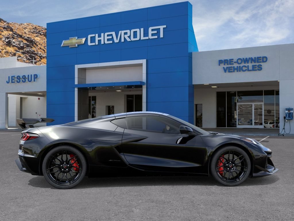 New 2027 Chevrolet Corvette Z06 w/ Z07 Performance Package RWD image 5
