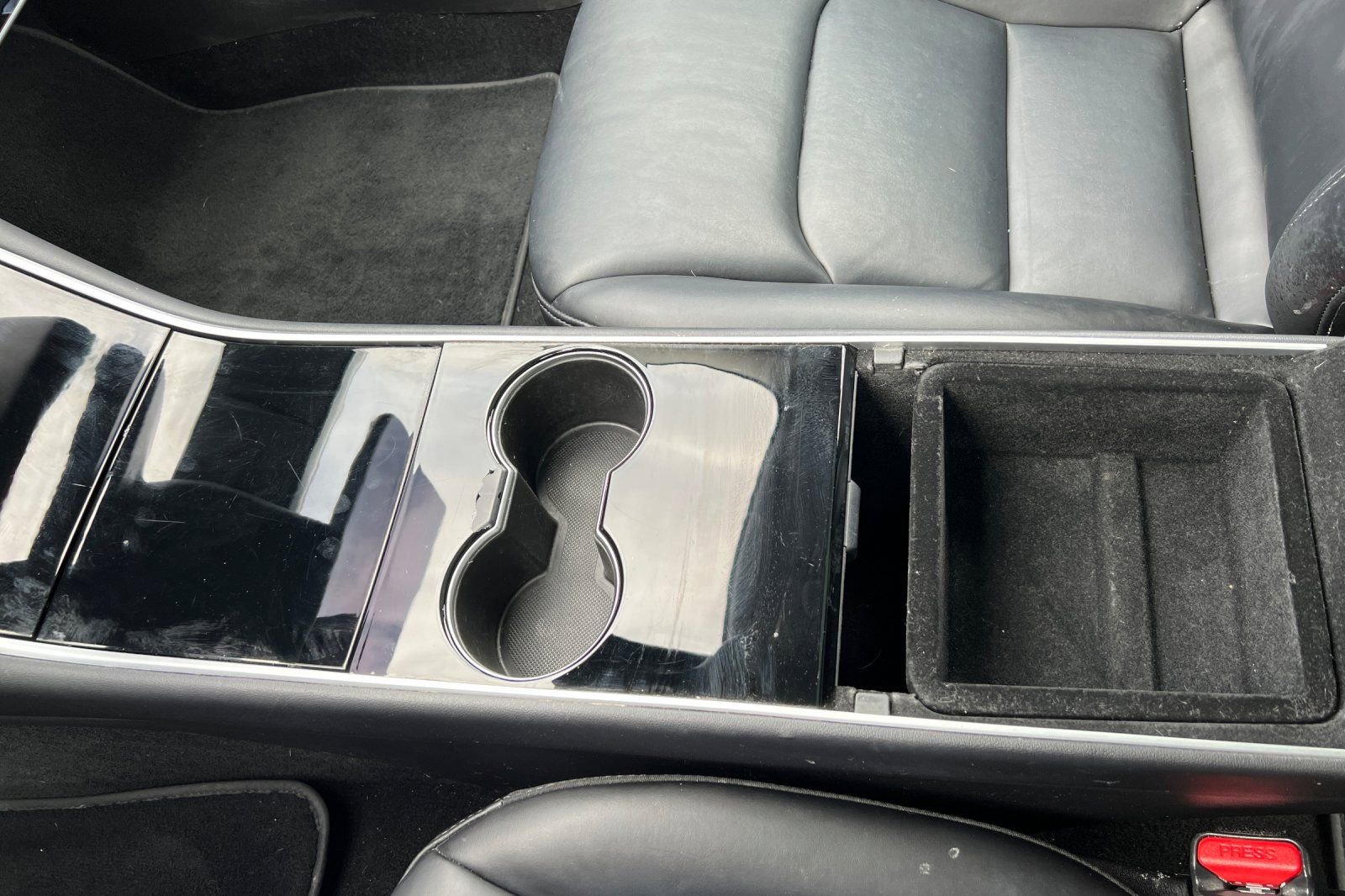 Used 2019 Tesla Model 3 Standard Range image 37