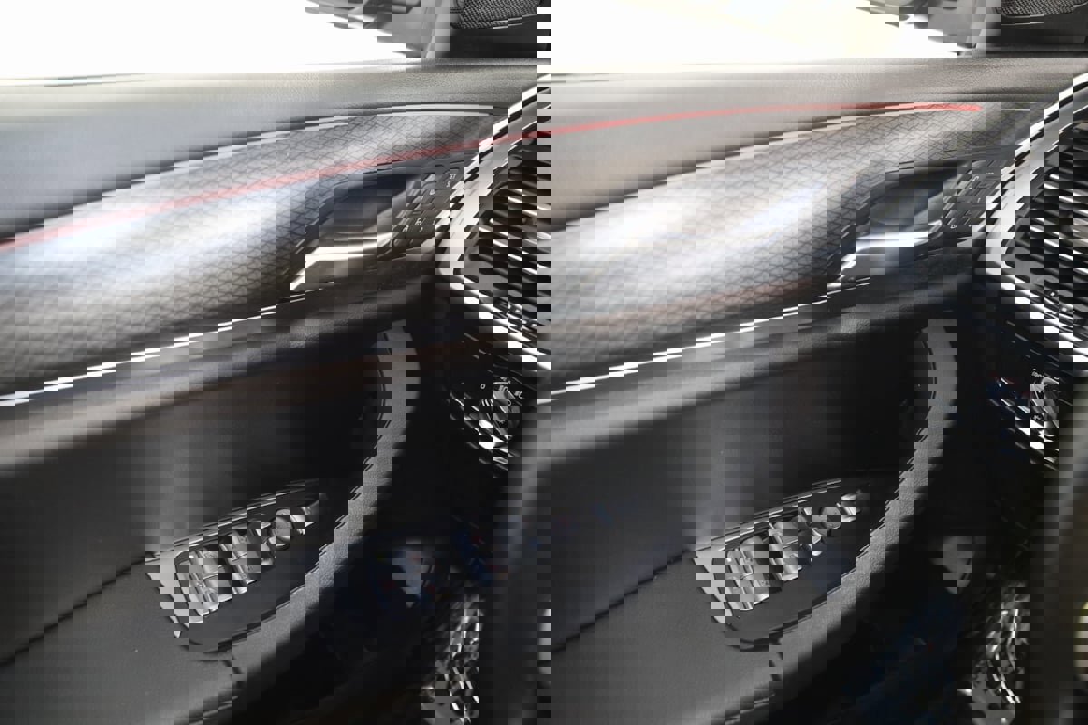 Used 2022 BMW X3 xDrive30i w/ M Sport Package image 33