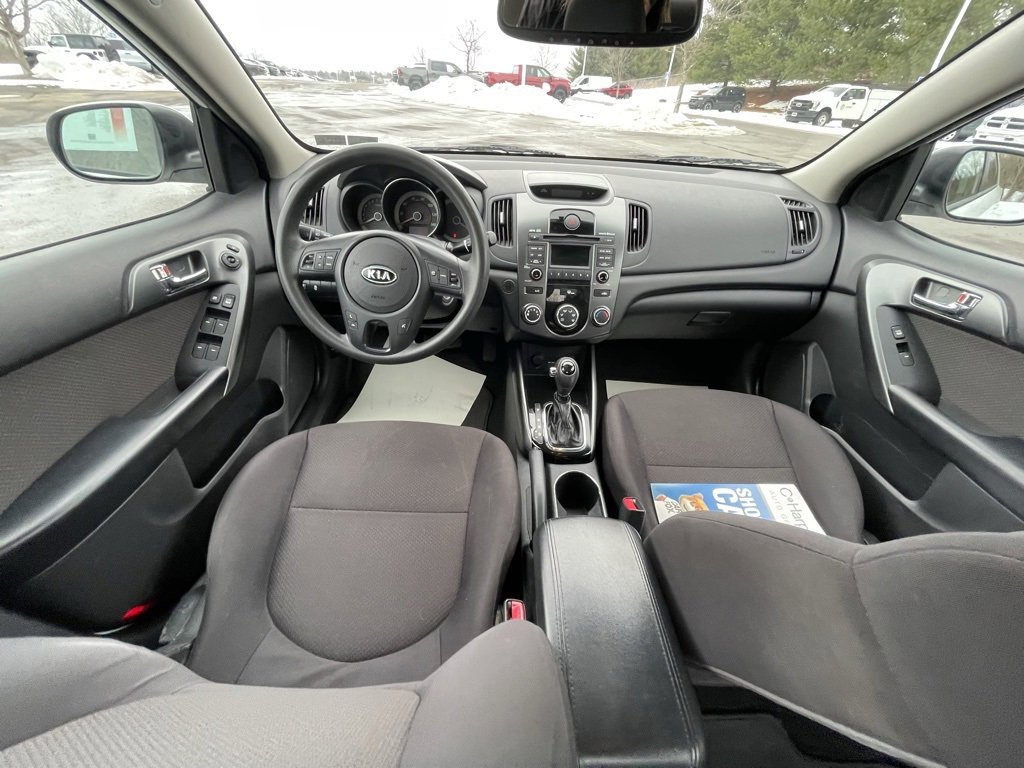 Used 2013 Kia Forte EX image 18