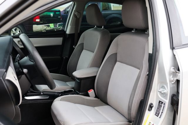 Used 2019 Toyota Corolla LE image 9