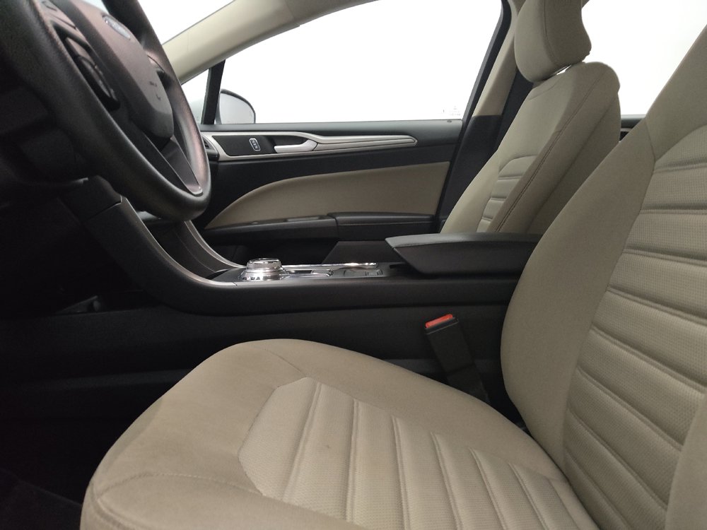 Used 2019 Ford Fusion S FWD image 17