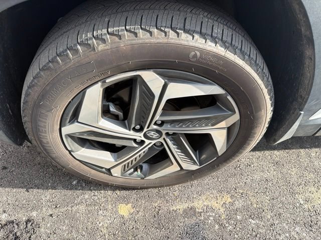 Certified 2024 Hyundai Tucson Limited AWD/4WD image 28