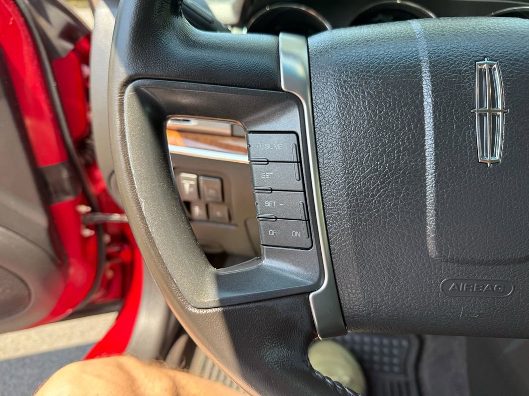 Used 2012 Lincoln MKZ FWD image 20