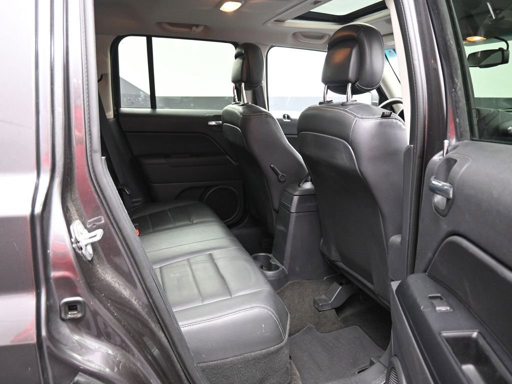 Used 2015 Jeep Patriot High Altitude image 21