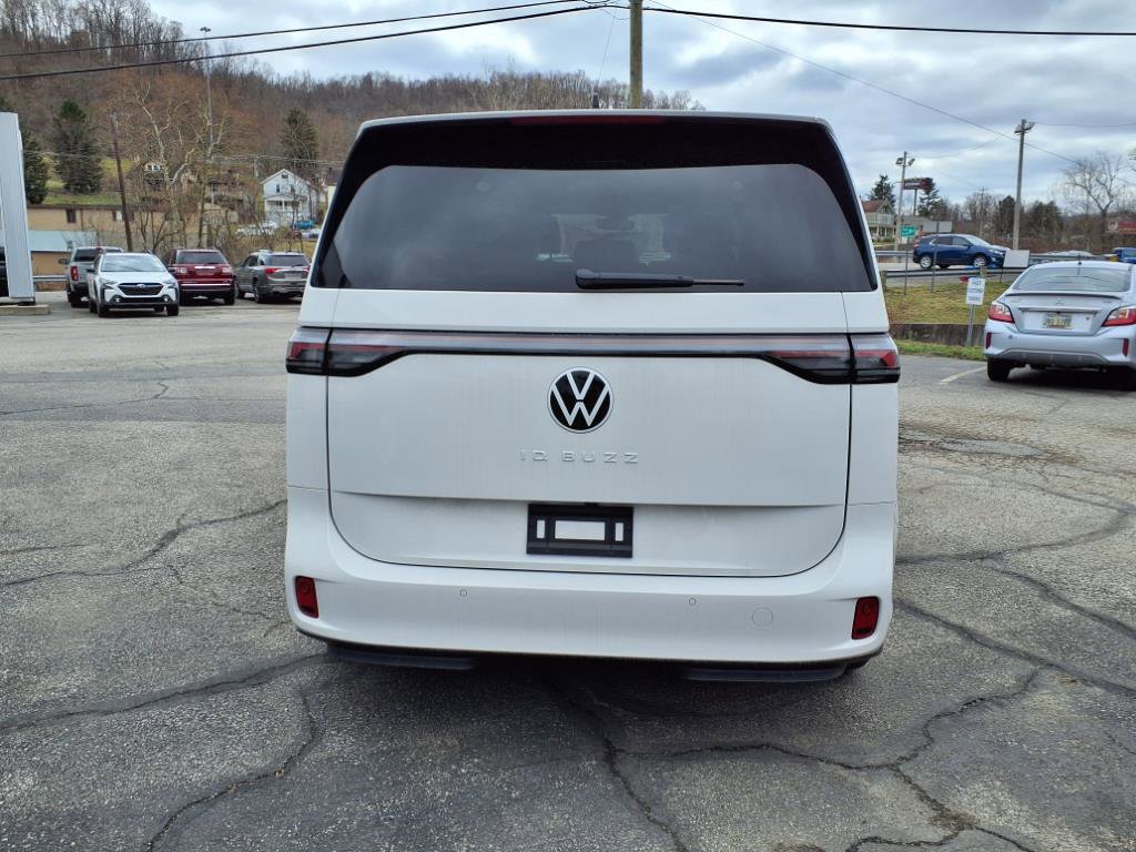 New 2025 Volkswagen ID. Buzz Pro S image 3