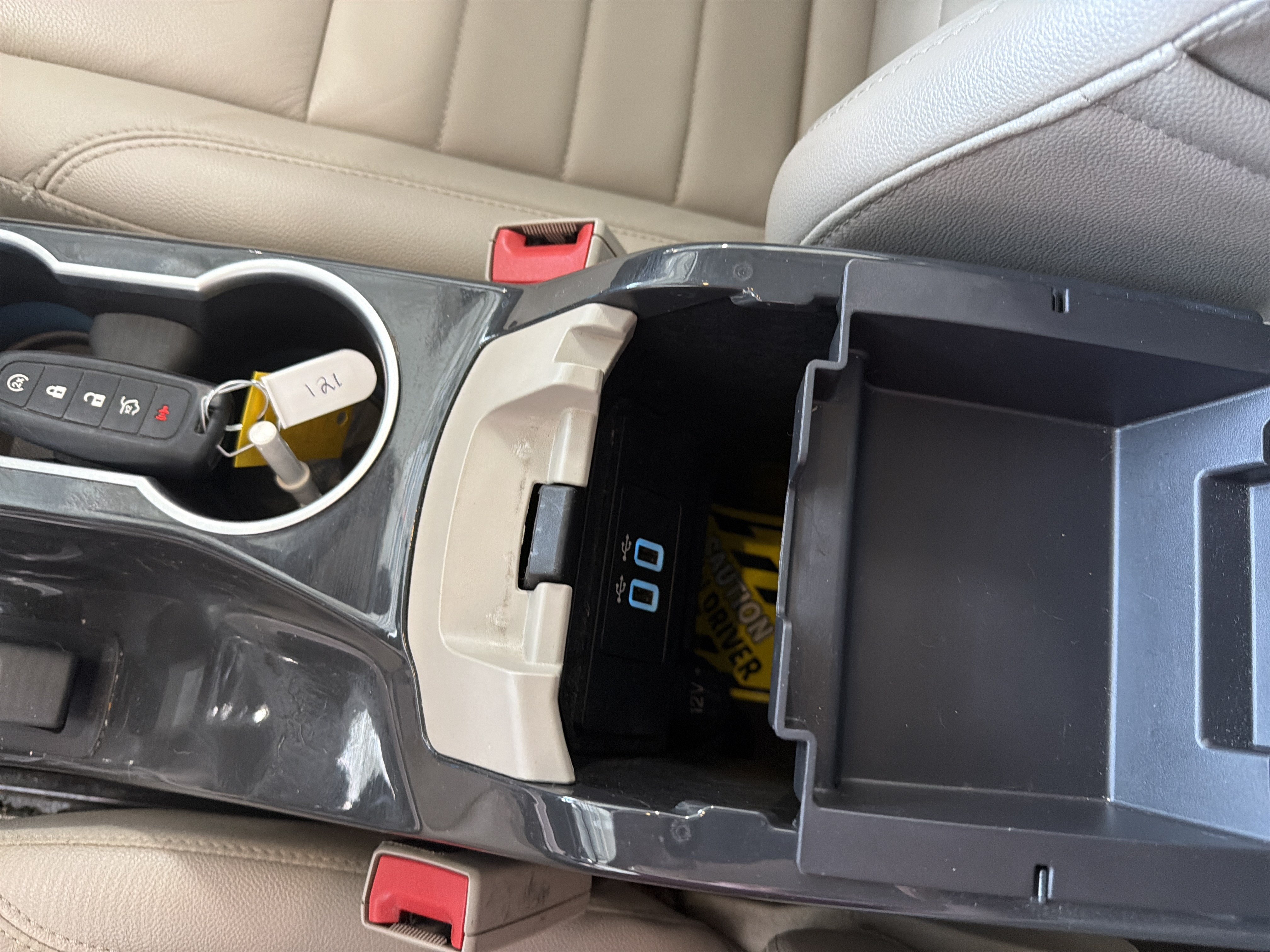 Used 2016 Ford Escape Titanium FWD image 40