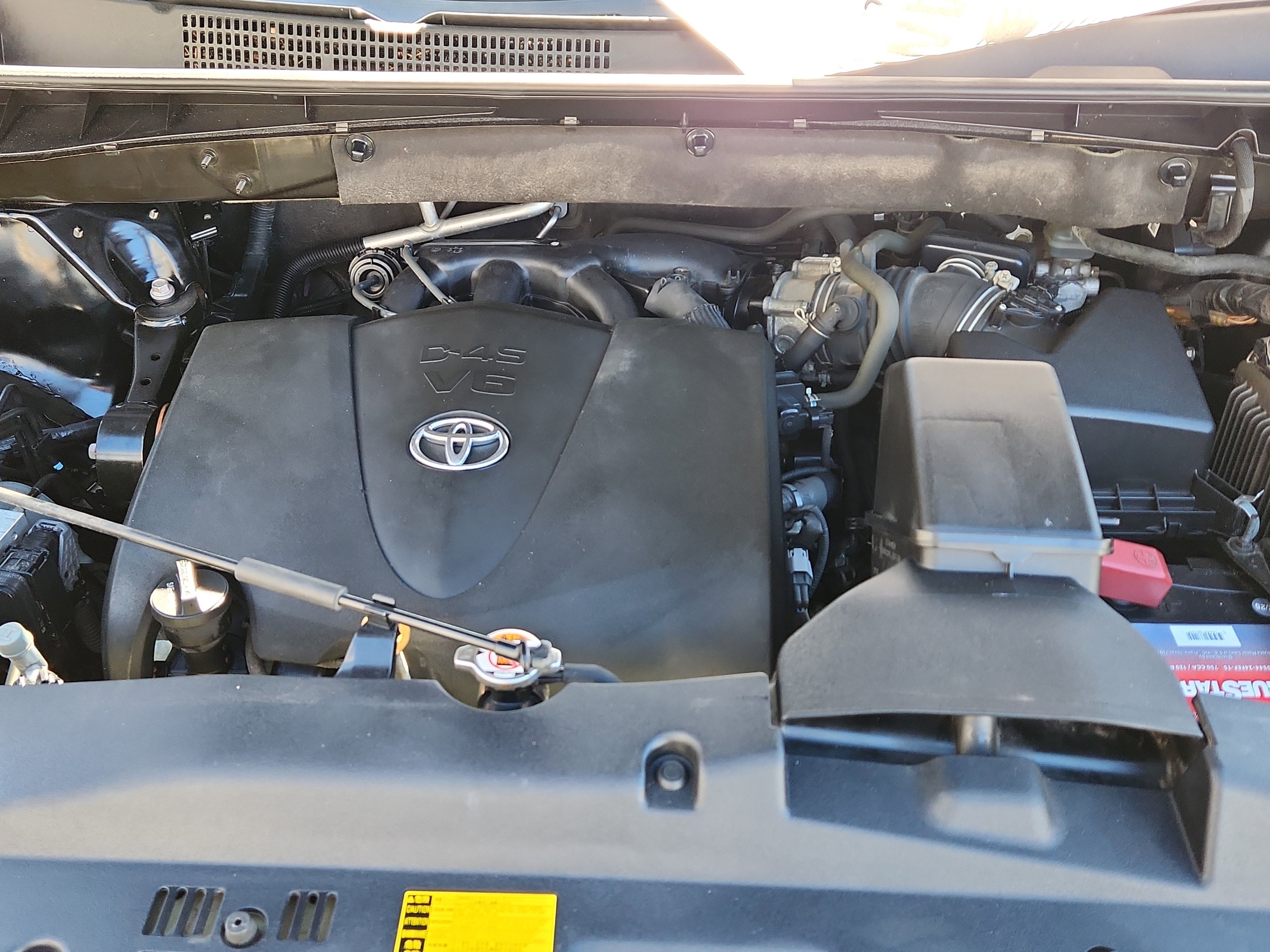 Certified 2019 Toyota Highlander XLE image 17