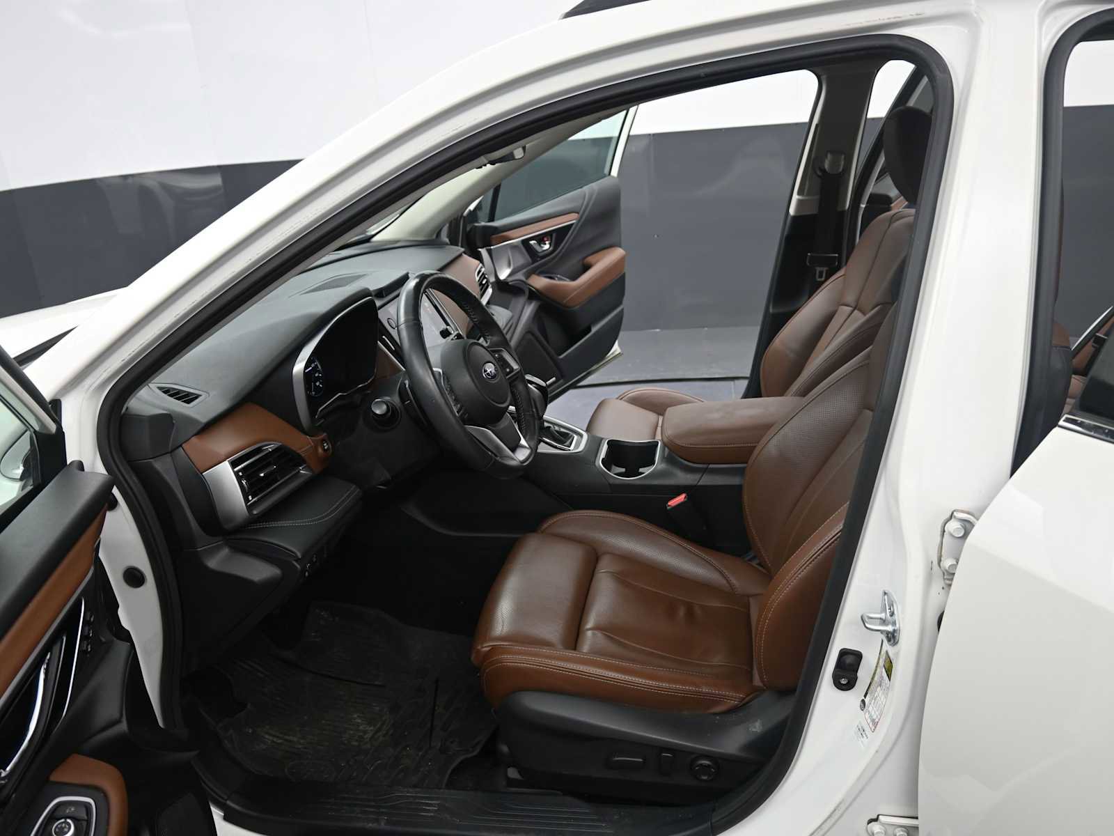 Used 2023 Subaru Outback Touring XT image 11