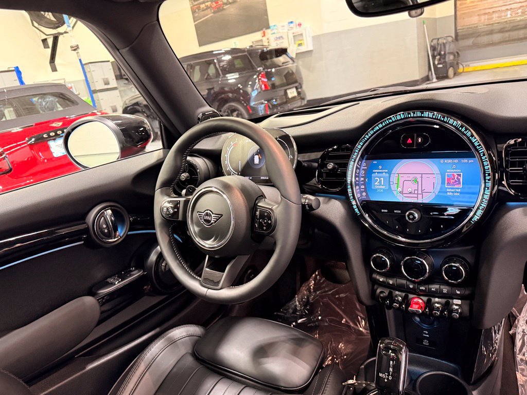 Certified 2024 MINI Cooper S FWD image 26