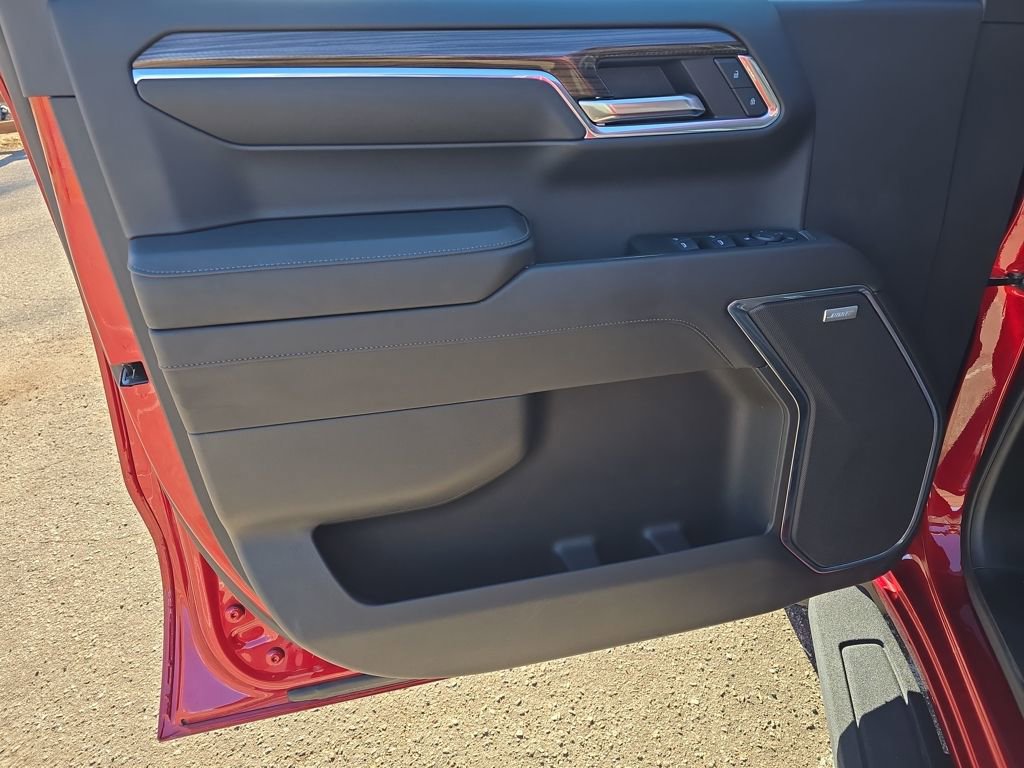 Used 2024 Chevrolet Silverado 1500 LT Trail Boss w/ LT Trail Boss Premium Package image 12