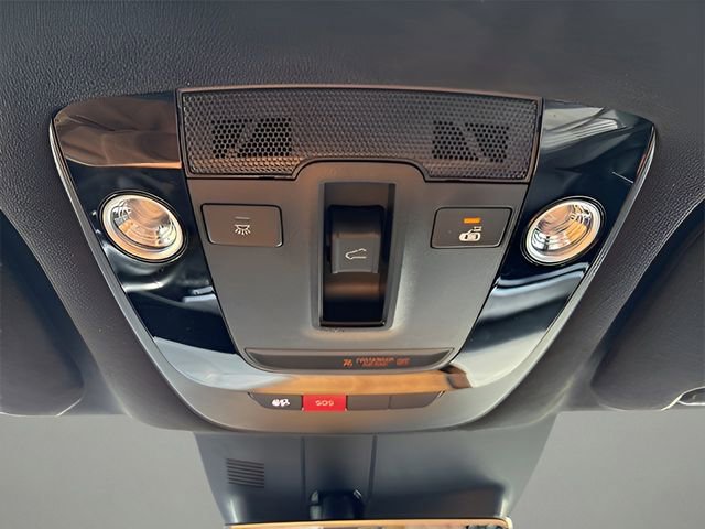 Used 2024 Kia Sorento SX image 14