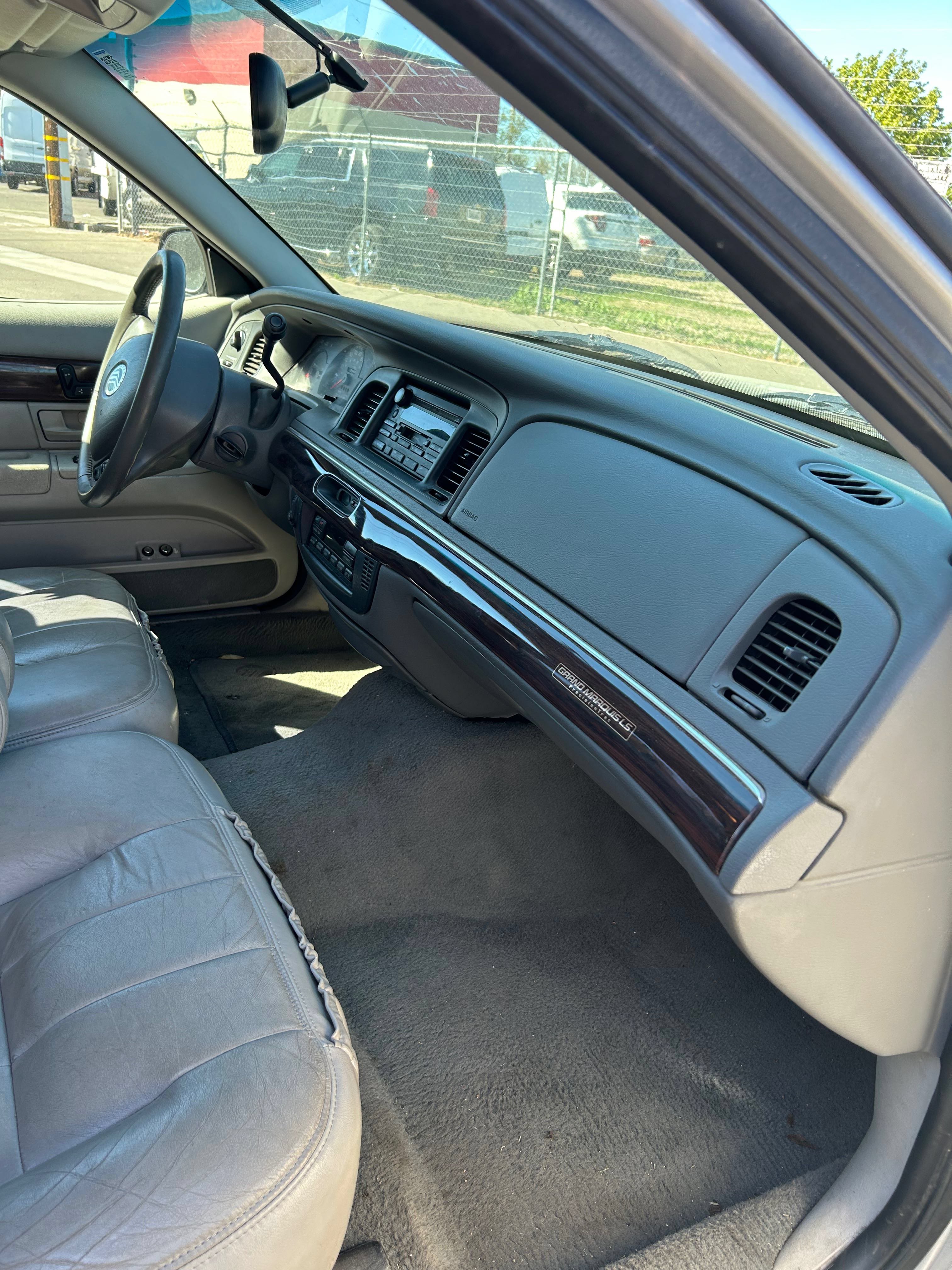 Used 2003 Mercury Grand Marquis LS image 8