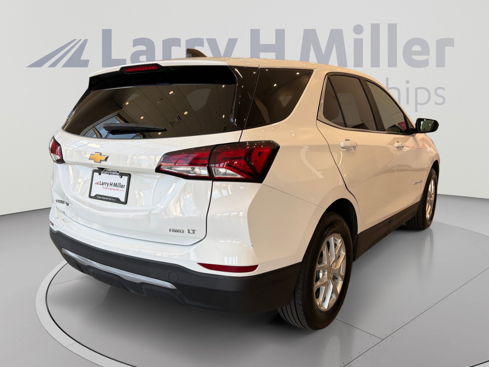Used 2022 Chevrolet Equinox LT AWD/4WD image 5