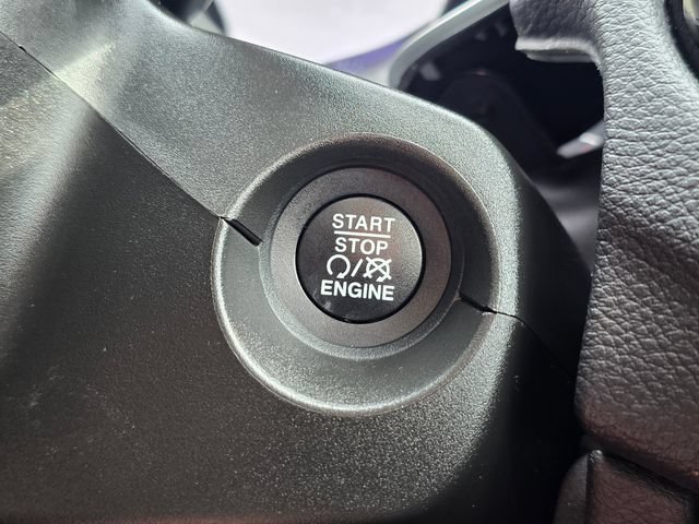 Used 2020 Jeep Compass Latitude FWD image 38