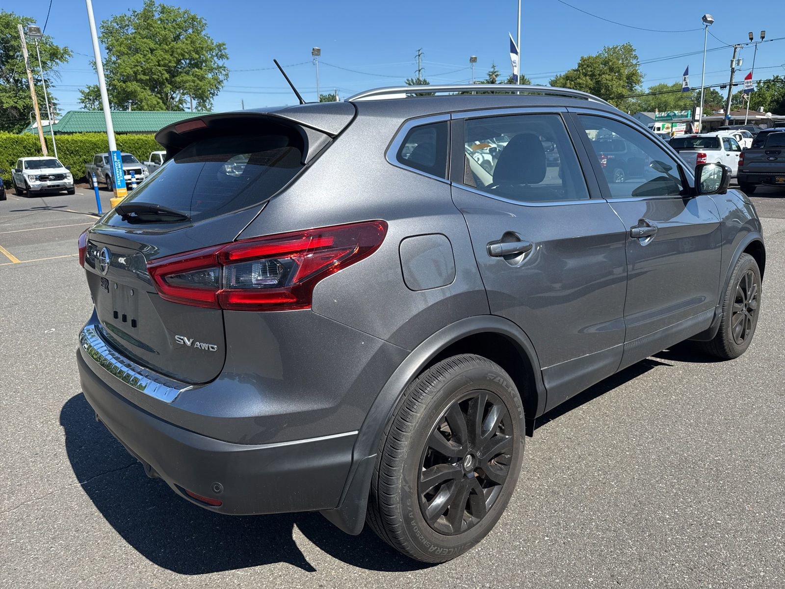 Used 2022 Nissan Rogue Sport SV w/ Technology Package AWD/4WD image 6