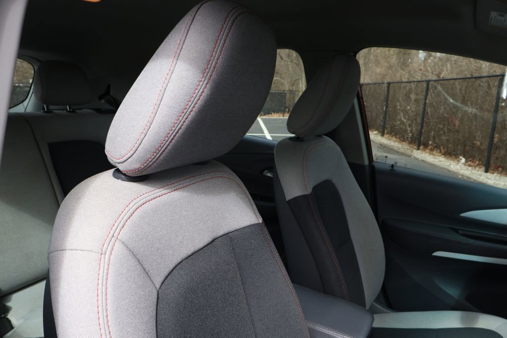 Used 2021 Chevrolet Bolt LT image 37