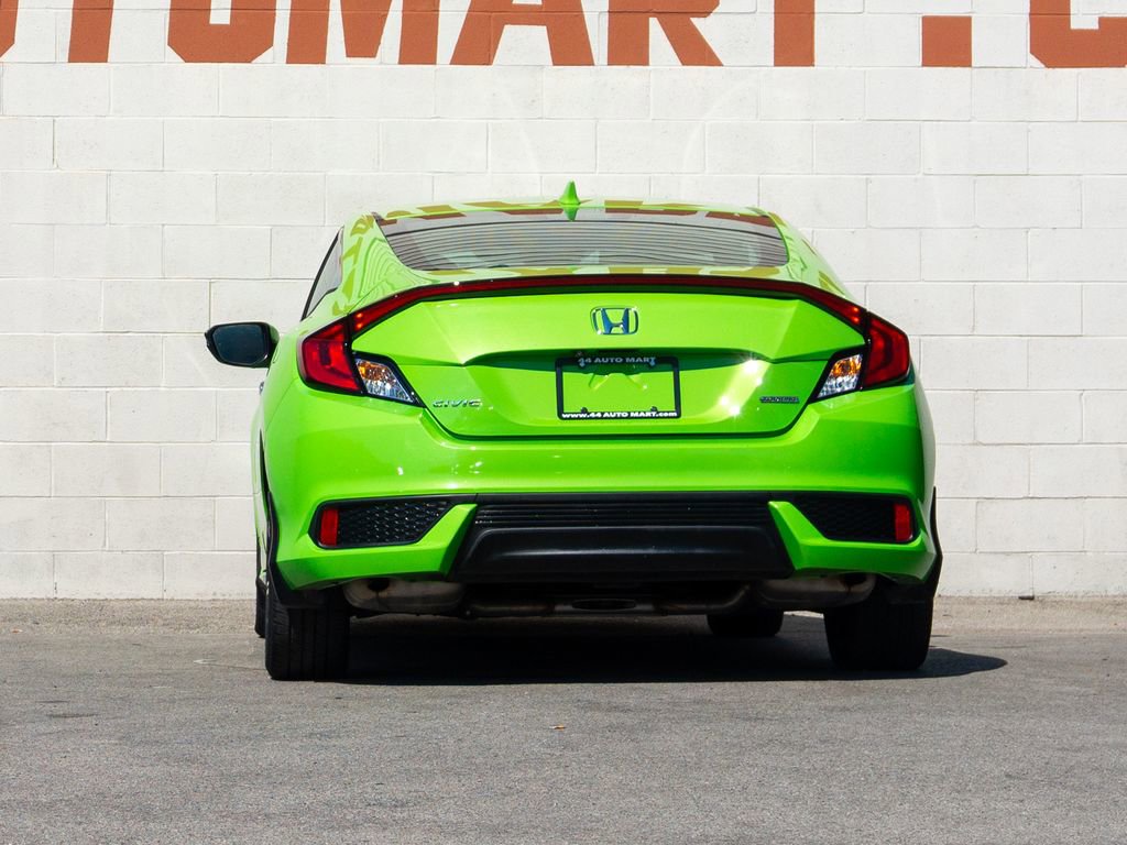 Used 2017 Honda Civic Touring image 6
