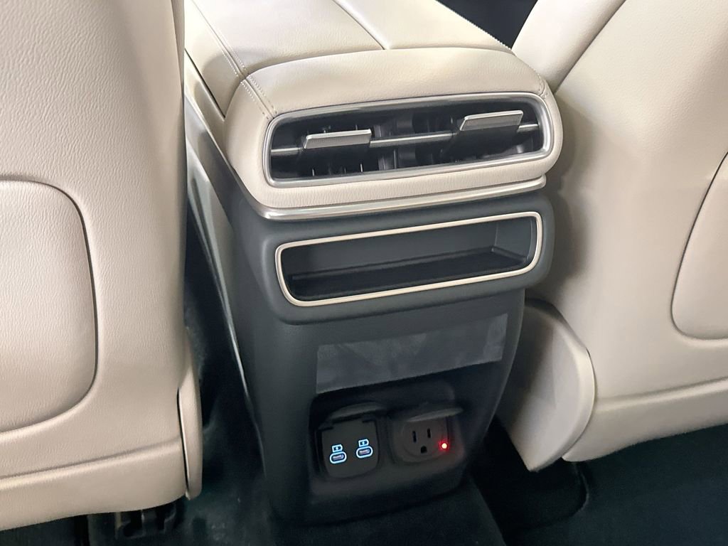 Used 2025 Genesis GV80 2.5T Advanced image 25