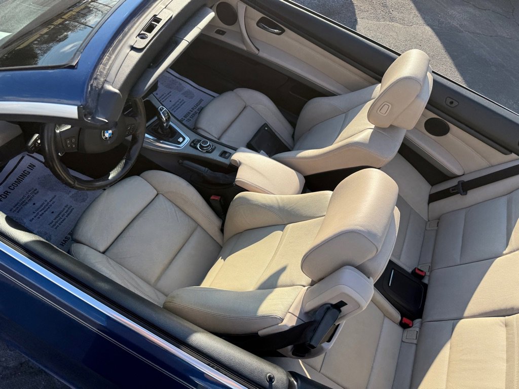 Used 2011 BMW 335is Convertible image 25