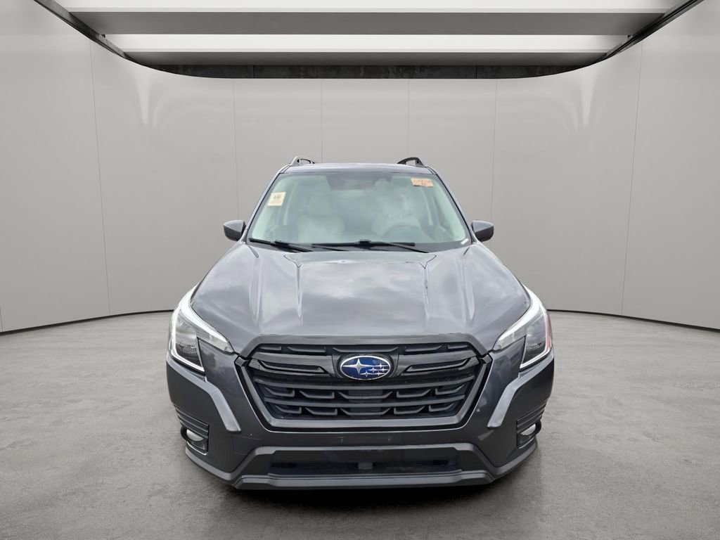 Used 2022 Subaru Forester Premium AWD/4WD image 14