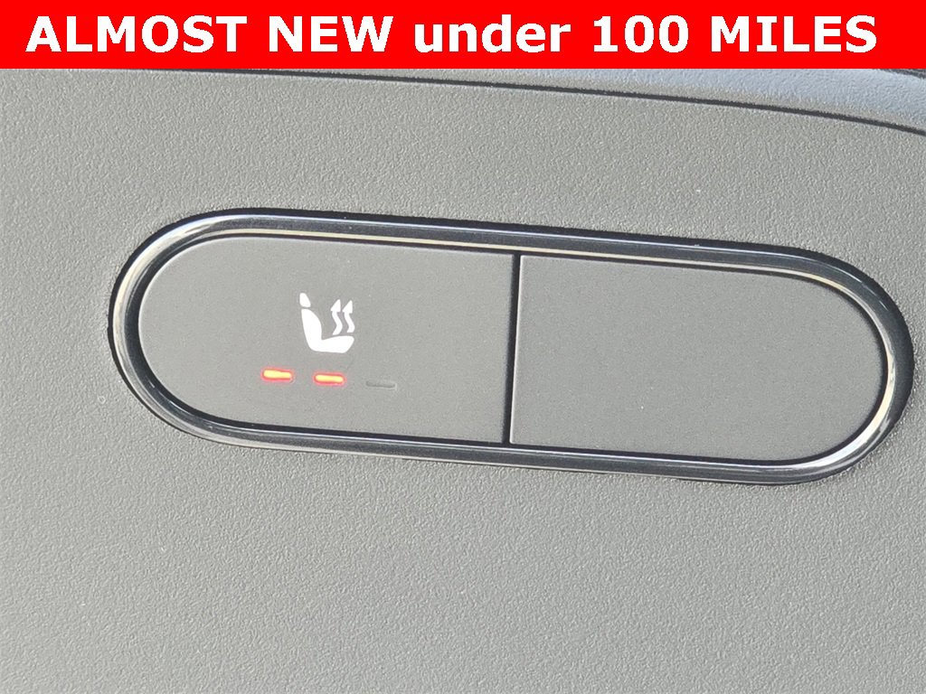 Used 2025 Mercedes-Benz Sprinter 2500 image 3