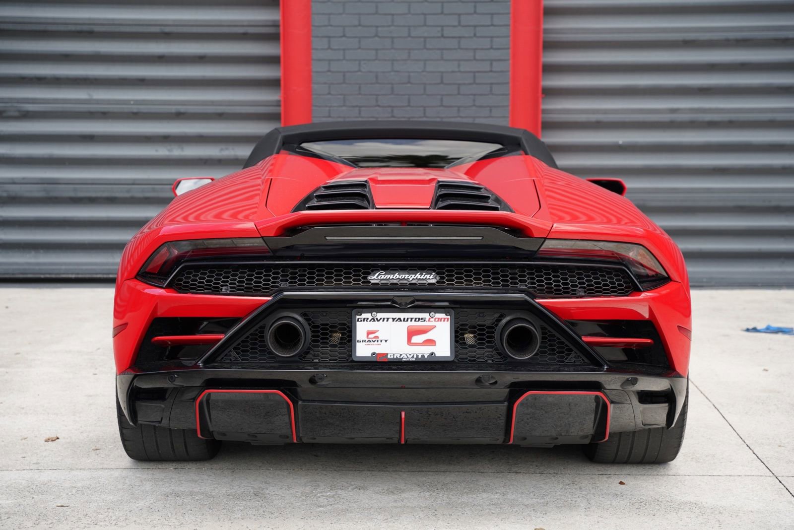 Used 2020 Lamborghini Huracan EVO image 10