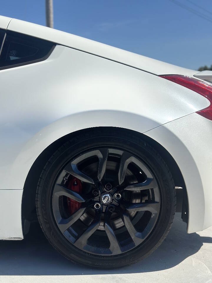 Used 2012 Nissan 370Z Coupe w/ Sport Pkg RWD image 14