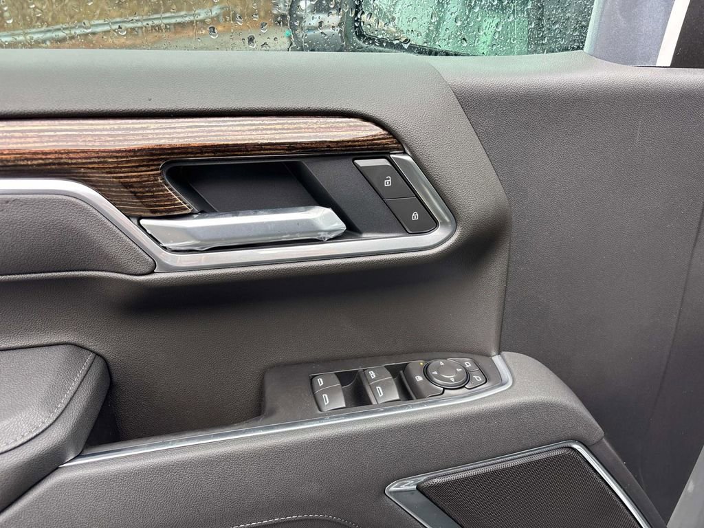New 2026 GMC Sierra 1500 Elevation image 5