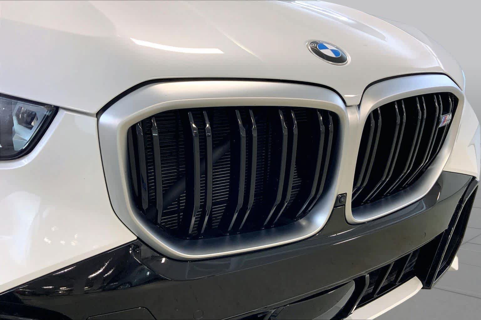 Used 2026 BMW X5 M60i AWD/4WD image 32