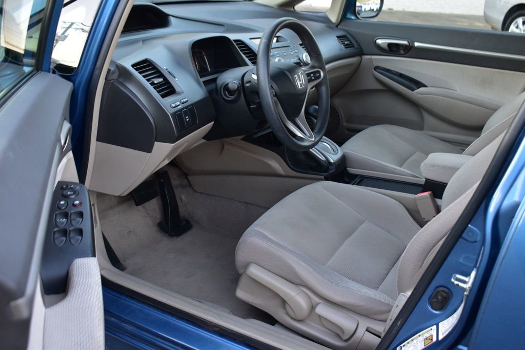 Used 2010 Honda Civic Hybrid Sedan image 16