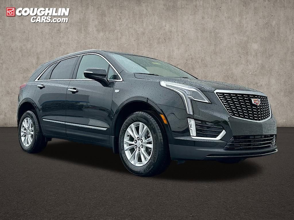 New 2025 Cadillac XT5 Luxury w/ LPO, Floor Liner Package