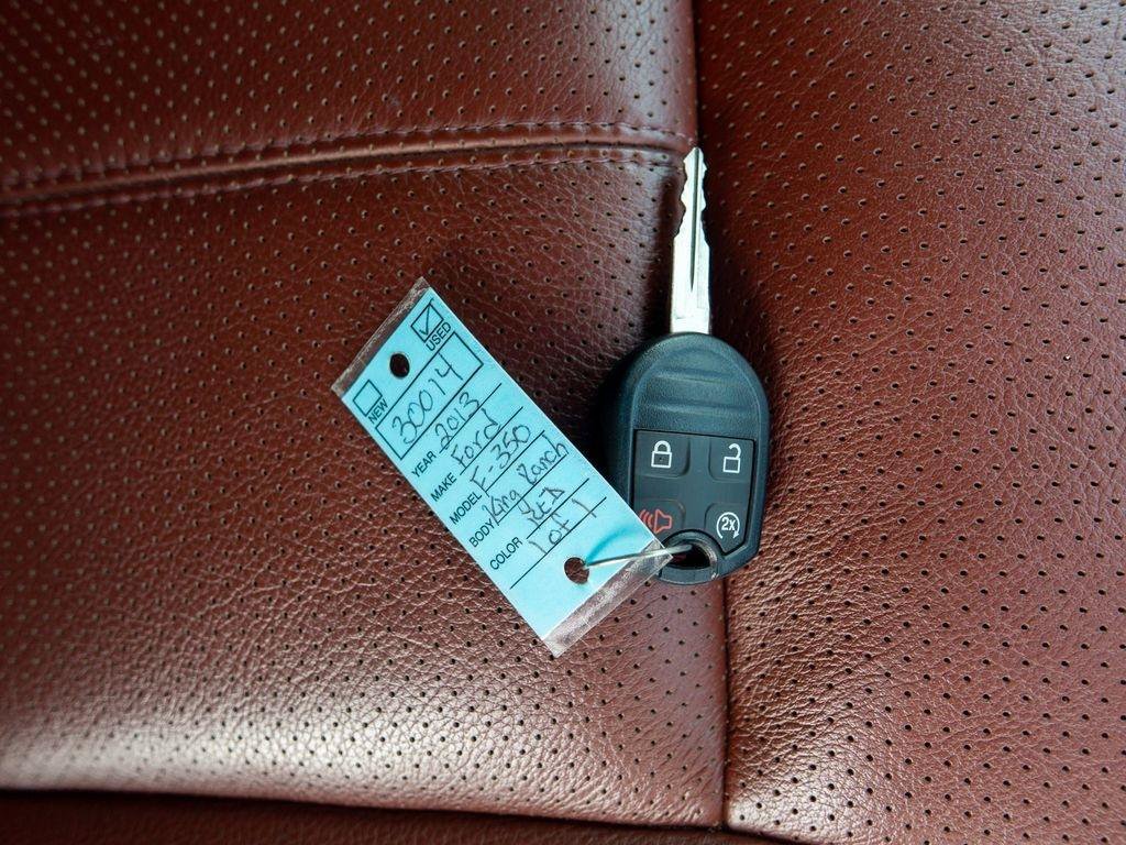 Used 2013 Ford F350 King Ranch AWD/4WD image 38