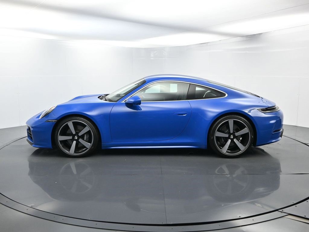 Used 2025 Porsche 911 Carrera image 2