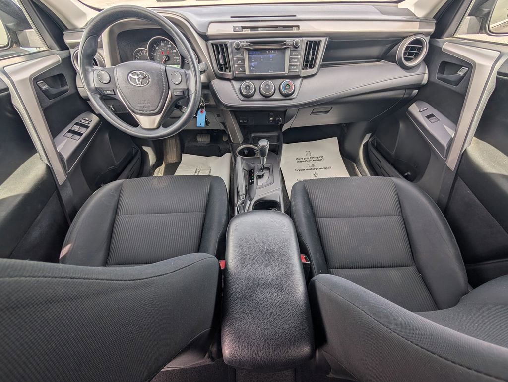 Used 2016 Toyota RAV4 LE image 25