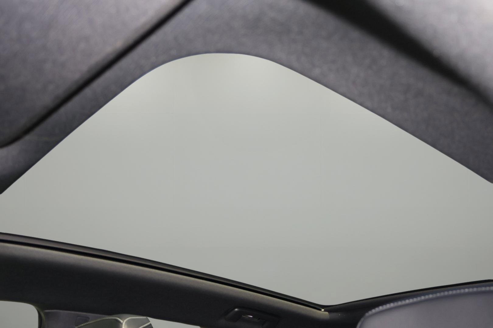 New 2026 Cadillac Lyriq Sport image 27