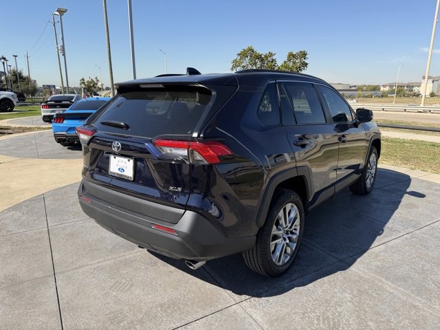 Used 2025 Toyota RAV4 XLE Premium image 6