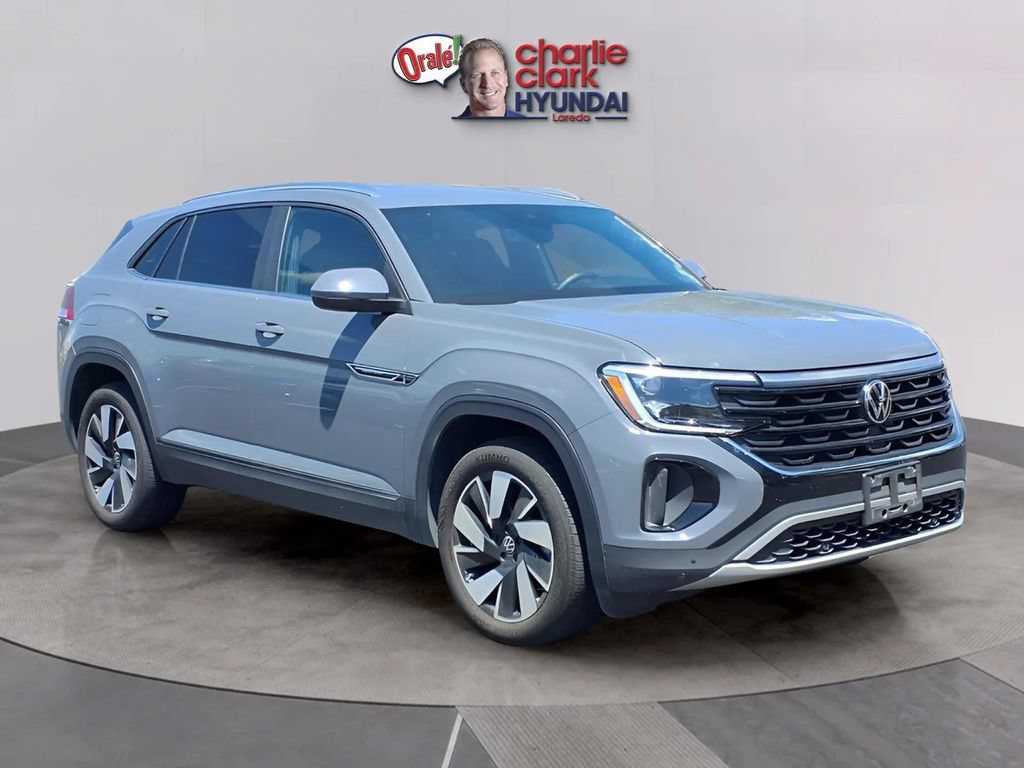 Used 2026 Volkswagen Atlas Cross Sport SE FWD image 7