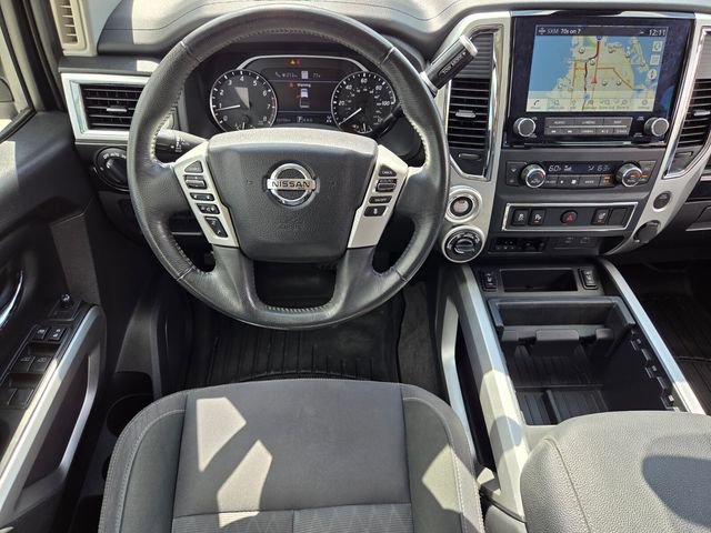 Used 2021 Nissan Titan SV w/ SV Convenience Package image 17