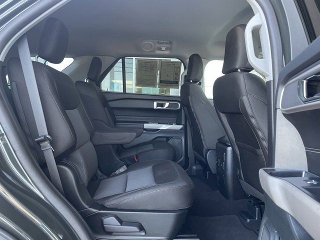 Used 2024 Ford Explorer XLT image 26