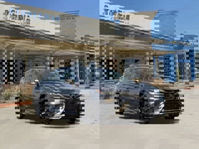 Used 2024 Toyota Camry XSE image 2