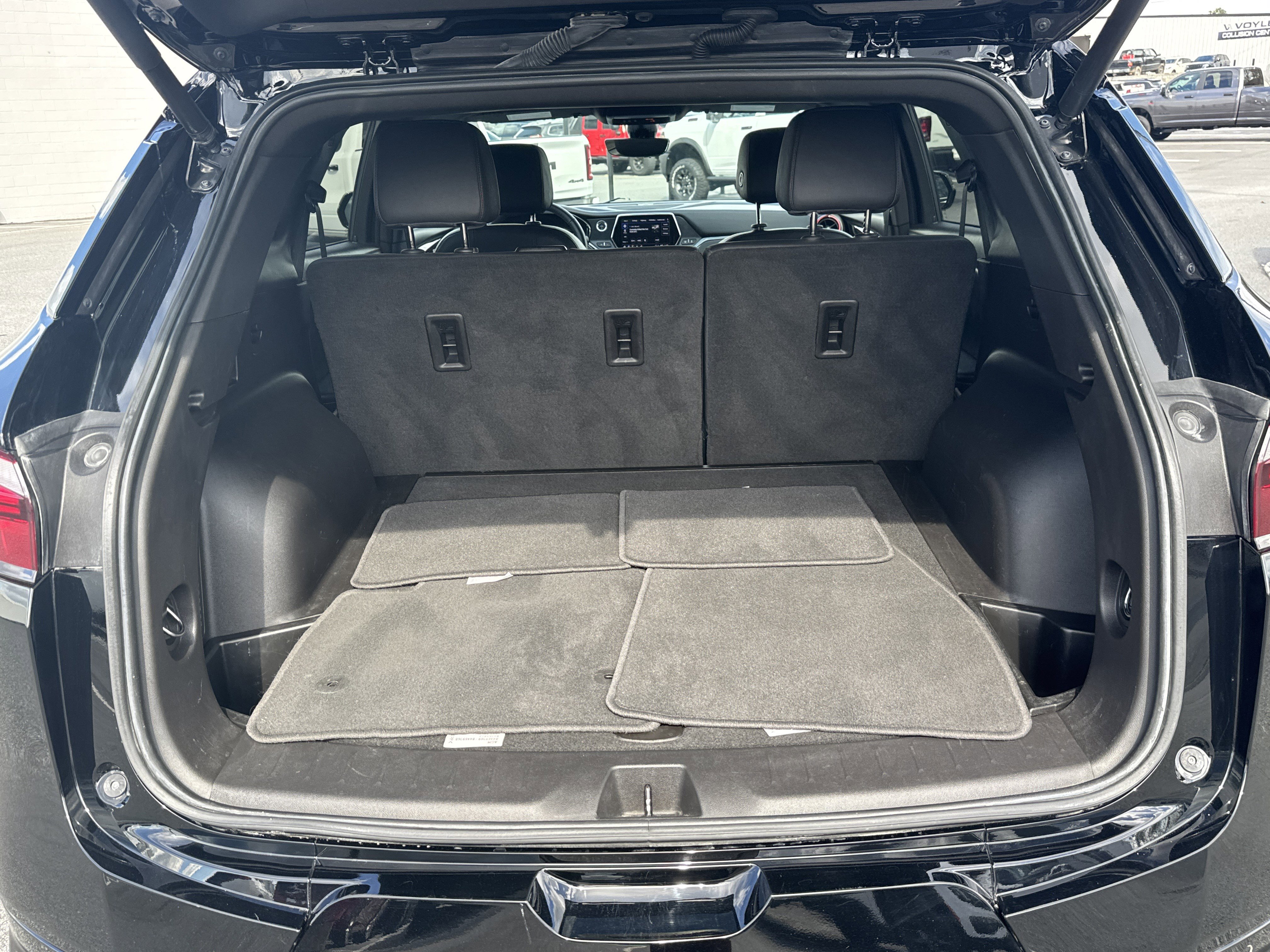 Used 2022 Chevrolet Blazer RS w/ Enhanced Convenience Package image 23