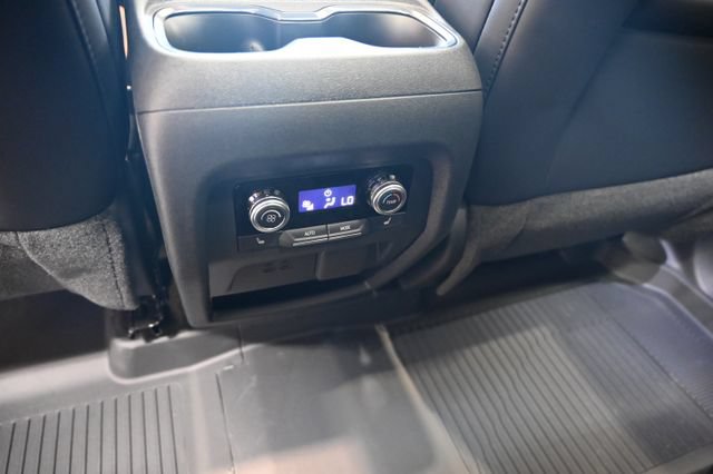 New 2026 GMC Acadia AT4 w/ Luxury Package AWD/4WD image 27